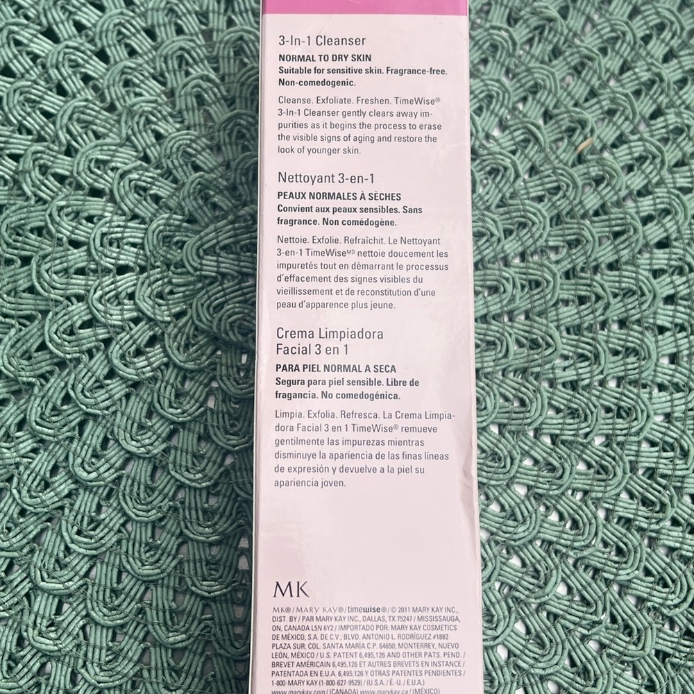 Mary Kay Timewise Cleanser 3-in-1 CLEANSER NORMAL to DRY in Box. Size 4.5 OZ - Picture 4 of 7